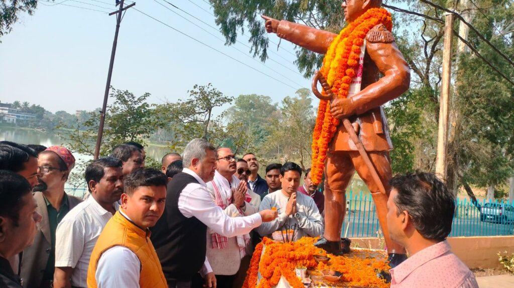 about nayan goswami tezpur congress with people of tezpur